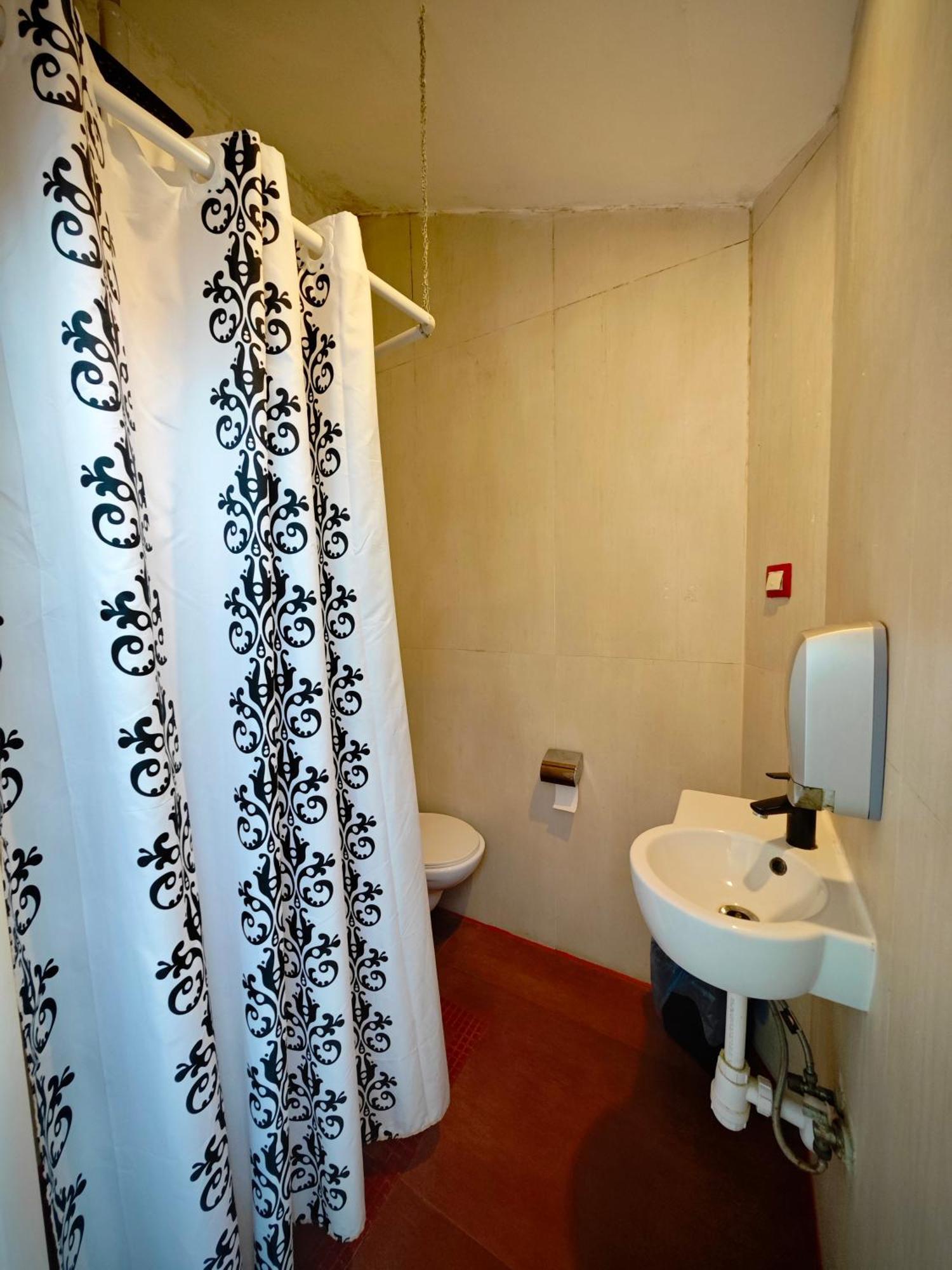 Apartamenty Hoza Attic Studio Warsaw Room photo