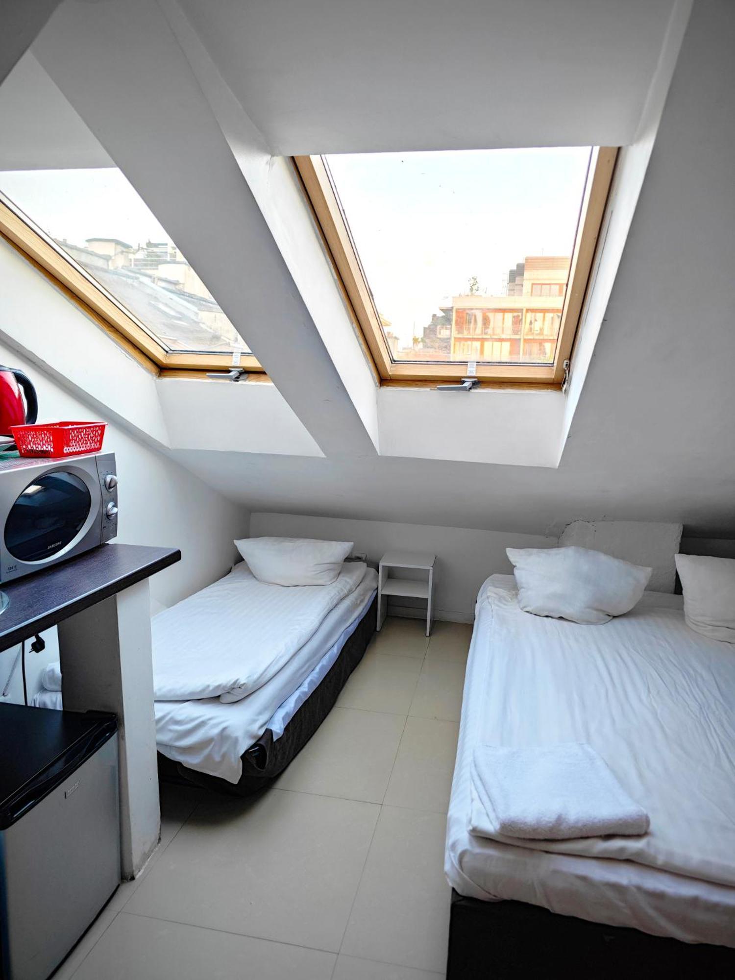 Apartamenty Hoza Attic Studio Warsaw Room photo