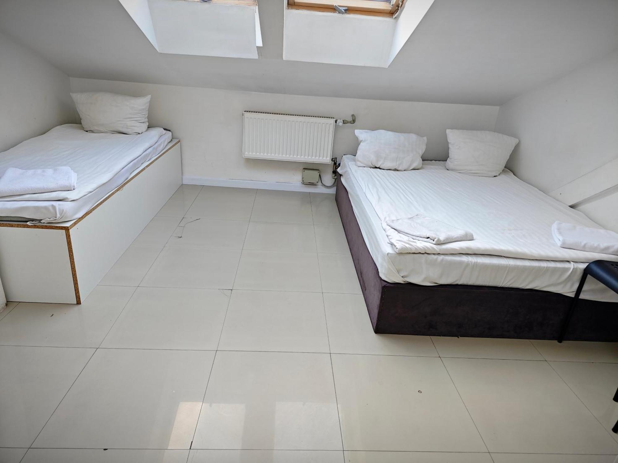 Apartamenty Hoza Attic Studio Warsaw Room photo